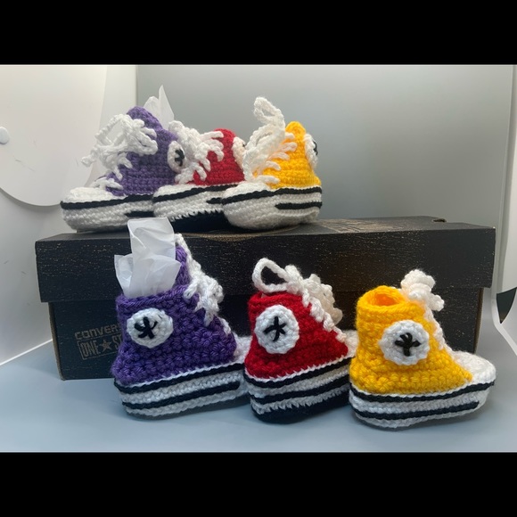 Converse “looking” baby booties 3-6 mth. - Picture 2 of 3